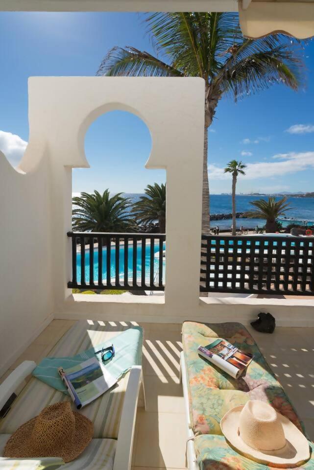 Magnifico Alojamiento Con Vistas Al Oceano Costa Teguise Ngoại thất bức ảnh